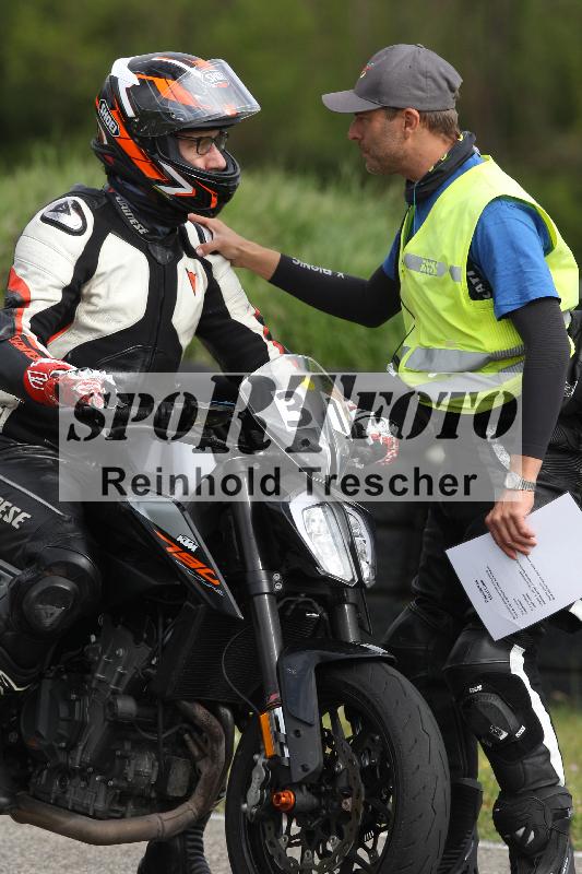 Archiv-2025/10 23.04.2025 Cornu Master School ADR/rot-rouge/31